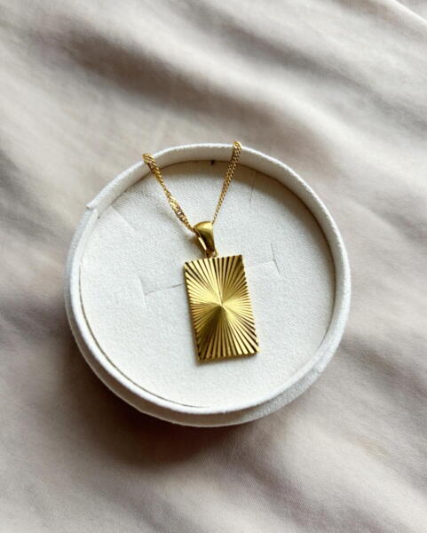 Sunny Square Necklace
