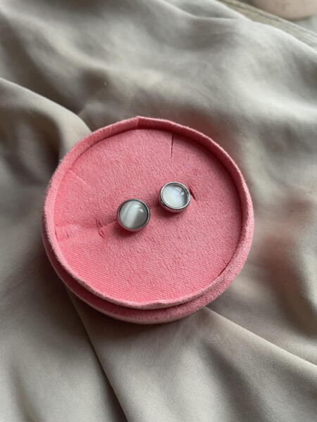 Moon Earring - Beige