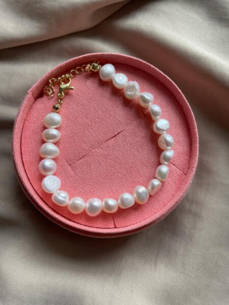 Big Pearl Bracelet